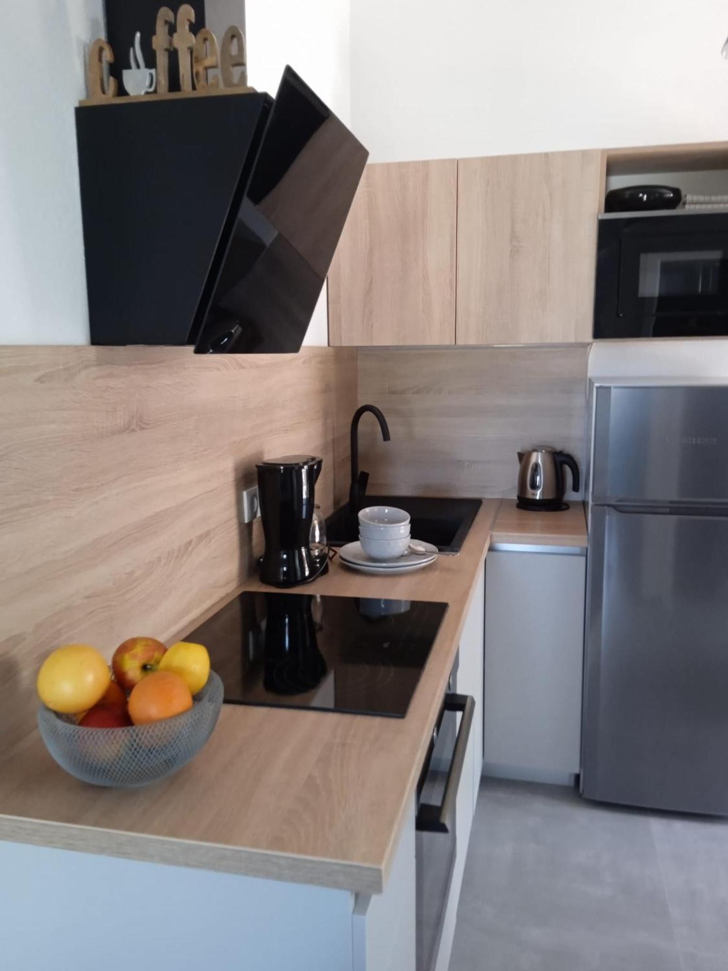Apartmani Nila Sveta Nedelja  Zewnętrze zdjęcie