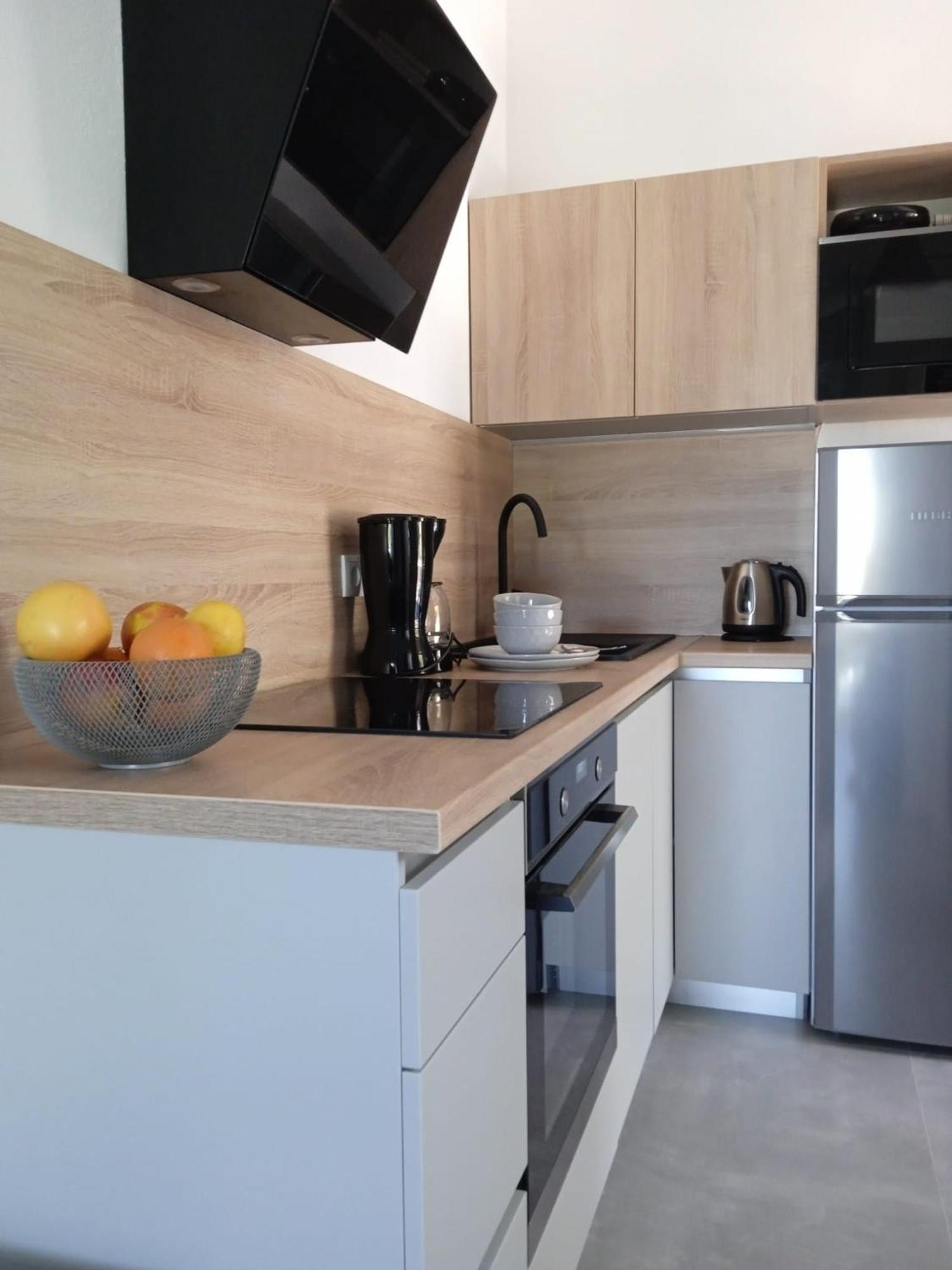 Apartmani Nila Sveta Nedelja  Zewnętrze zdjęcie
